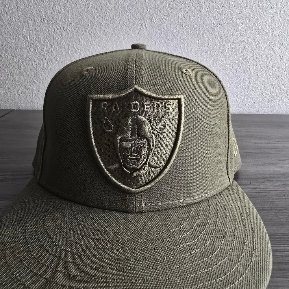 New Era Raiders 7 1/2 Olive Green Pack